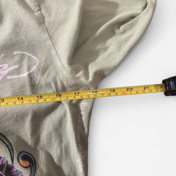 Ed Hardy Light Green Long-Sleeve Graphic Tee with 'Love Kills' Skull - Picture 5 of 5